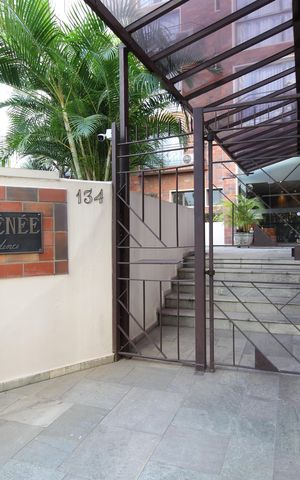 Apartamento à venda com 140m², 1 quarto e 2 vagasFachada e Portaria