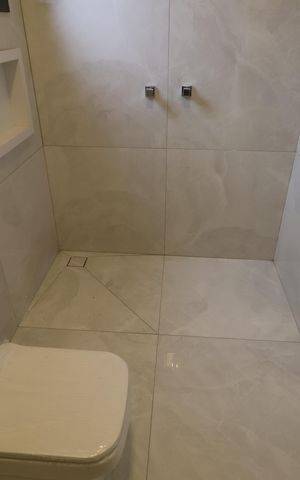 Casa à venda com 142m², 3 quartos e 2 vagasBanheiro da Suíte