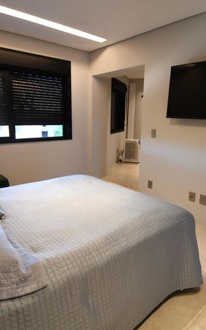 Casa à venda com 630m², 4 quartos e 8 vagasSuíte 1