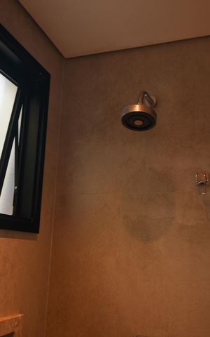 Casa à venda com 630m², 4 quartos e 8 vagasBanheiro da Suite 2
