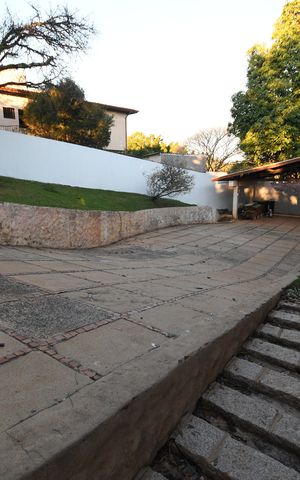 Casa à venda com 630m², 4 quartos e 8 vagasGaragem