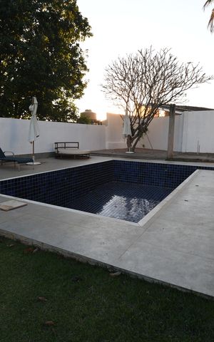 Casa à venda com 630m², 4 quartos e 8 vagasPiscina