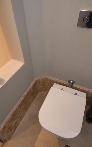 Casa à venda com 630m², 4 quartos e 8 vagasBanheiro da Suite 1