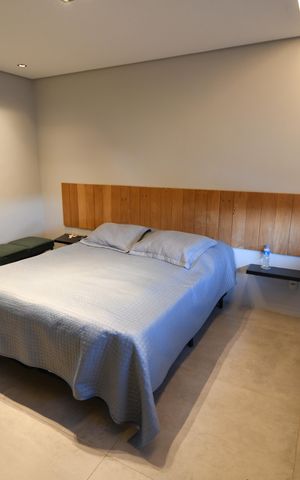 Casa à venda com 630m², 4 quartos e 8 vagasSuíte 1