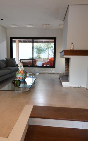 Casa à venda com 630m², 4 quartos e 8 vagasSala 2