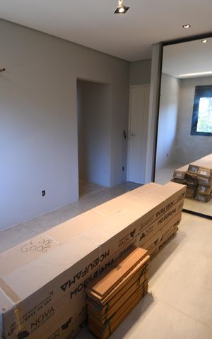 Casa à venda com 630m², 4 quartos e 8 vagasSemi Suite 2 