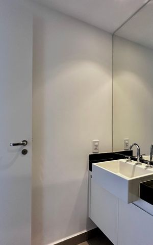 Studio para alugar com 23m², 0 quarto e sem vaga Studio para alugar com 23m², 0 quarto e sem vagaBanheiro