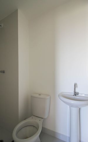 Apartamento à venda com 32m², 2 quartos e sem vaga Apartamento à venda com 32m², 2 quartos e sem vagaBanheiro