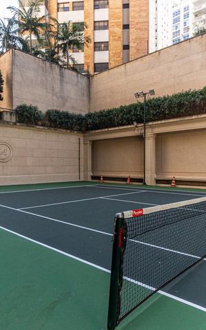 Apartamento à venda com 711m², 5 quartos e 6 vagas Apartamento à venda com 711m², 5 quartos e 6 vagasÁrea comum