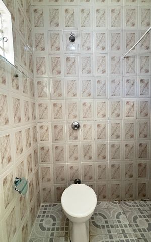 Casa à venda com 91m², 1 quarto e 1 vaga Casa à venda com 91m², 1 quarto e 1 vagaBanheiro