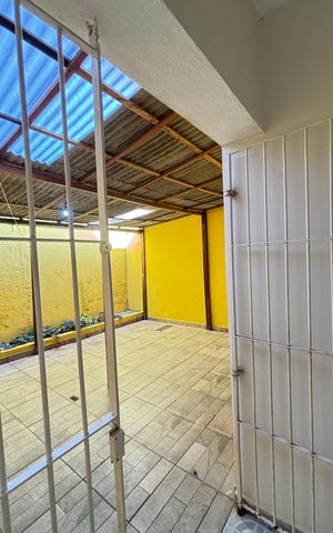 Casa à venda com 91m², 1 quarto e 1 vaga Casa à venda com 91m², 1 quarto e 1 vagaQuintal