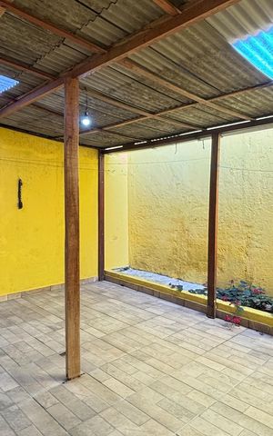 Casa à venda com 91m², 1 quarto e 1 vaga Casa à venda com 91m², 1 quarto e 1 vagaQuintal
