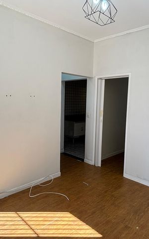 Casa à venda com 91m², 1 quarto e 1 vaga Casa à venda com 91m², 1 quarto e 1 vagaSala
