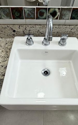 Apartamento para alugar com 81m², 2 quartos e 2 vagas Apartamento para alugar com 81m², 2 quartos e 2 vagasBanheiro Suíte 2