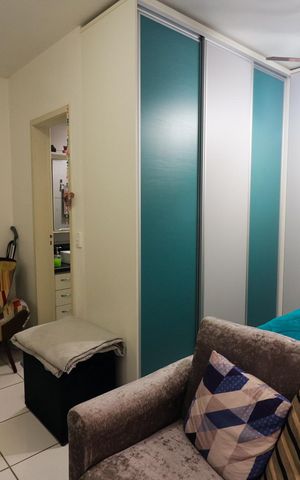 Studio à venda com 28m², 1 quarto e sem vaga Studio à venda com 28m², 1 quarto e sem vagaSala/Quarto
