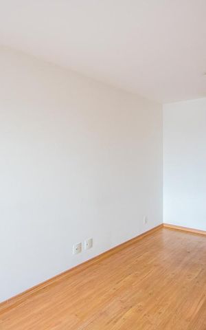 Apartamento para alugar com 65m², 2 quartos e 1 vaga Apartamento para alugar com 65m², 2 quartos e 1 vagaSala