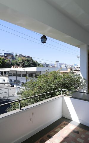 Casa para alugar com 150m², 4 quartos e 2 vagasVaranda da Sala