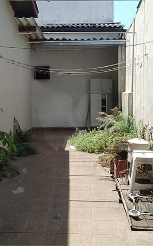 Casa à venda com 230m², 3 quartos e 2 vagas