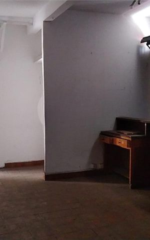 Casa à venda com 230m², 3 quartos e 2 vagas