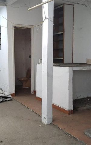 Casa à venda com 230m², 3 quartos e 2 vagas
