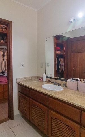 Casa à venda com 400m², 3 quartos e 3 vagasBanheiro Social