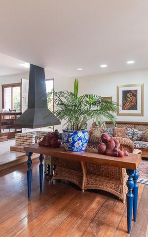 Casa à venda com 400m², 3 quartos e 3 vagasSala