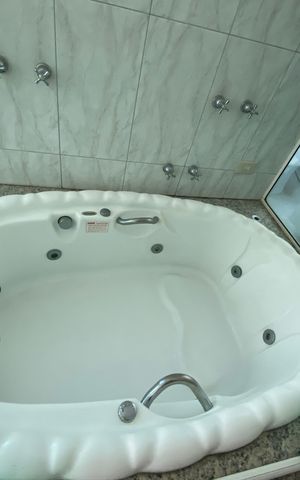 Apartamento à venda com 154m², 3 quartos e 2 vagas Apartamento à venda com 154m², 3 quartos e 2 vagasBanheiro da Suíte 2