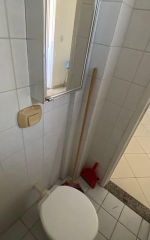 Apartamento à venda com 154m², 3 quartos e 2 vagas Apartamento à venda com 154m², 3 quartos e 2 vagasBanheiro de Serviço