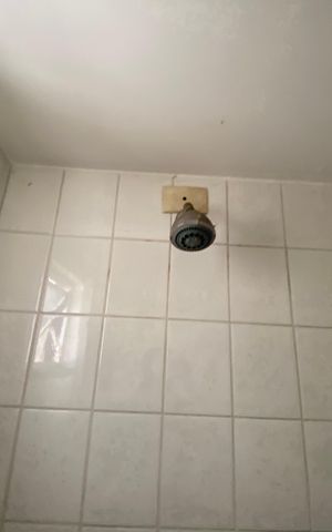 Apartamento à venda com 154m², 3 quartos e 2 vagas Apartamento à venda com 154m², 3 quartos e 2 vagasBanheiro de Serviço