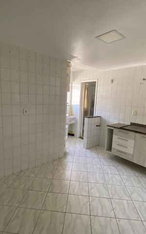 Apartamento à venda com 154m², 3 quartos e 2 vagas Apartamento à venda com 154m², 3 quartos e 2 vagasCozinha