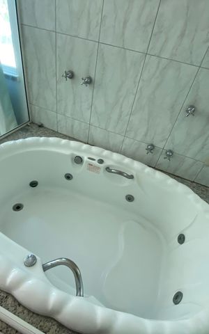 Apartamento à venda com 154m², 3 quartos e 2 vagas Apartamento à venda com 154m², 3 quartos e 2 vagasBanheiro da Suíte 2