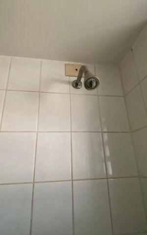 Apartamento à venda com 154m², 3 quartos e 2 vagas Apartamento à venda com 154m², 3 quartos e 2 vagasBanheiro Social