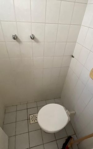Apartamento à venda com 154m², 3 quartos e 2 vagas Apartamento à venda com 154m², 3 quartos e 2 vagasBanheiro de Serviço