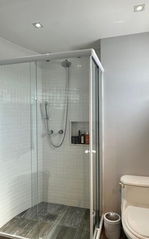 Apartamento à venda com 304m², 3 quartos e 3 vagas Apartamento à venda com 304m², 3 quartos e 3 vagasBanheiro quarto 3