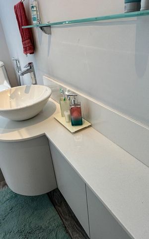 Apartamento à venda com 304m², 3 quartos e 3 vagas Apartamento à venda com 304m², 3 quartos e 3 vagasBanheiro quarto 3