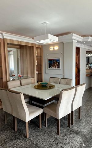 Apartamento à venda com 304m², 3 quartos e 3 vagas Apartamento à venda com 304m², 3 quartos e 3 vagasSala