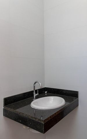 Casa de condomínio à venda com 91m², 2 quartos e 1 vagaBanheiro Social
