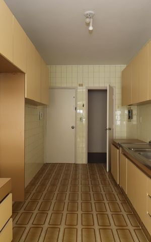 Apartamento à venda com 125m², 3 quartos e 1 vaga Apartamento à venda com 125m², 3 quartos e 1 vagaCozinha