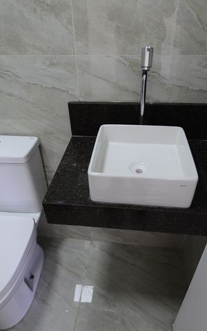Casa à venda com 145m², 3 quartos e 2 vagasBanheiro Social