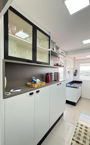 Apartamento à venda com 80m², 3 quartos e 2 vagas Apartamento à venda com 80m², 3 quartos e 2 vagasCozinha