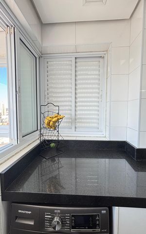 Apartamento à venda com 80m², 3 quartos e 2 vagas Apartamento à venda com 80m², 3 quartos e 2 vagasÁrea de Serviço