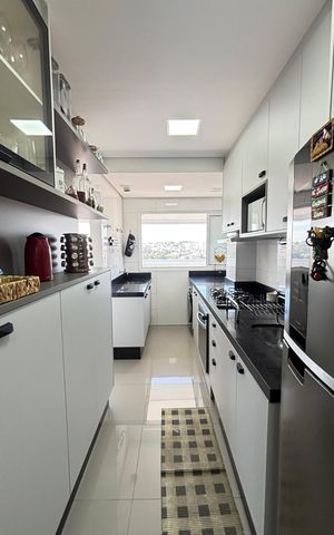Apartamento à venda com 80m², 3 quartos e 2 vagas Apartamento à venda com 80m², 3 quartos e 2 vagasCozinha