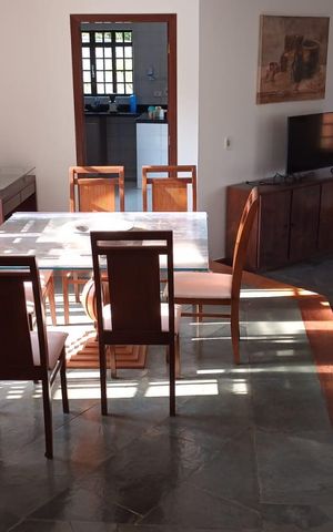 Casa de condomínio para alugar com 336m², 4 quartos e 4 vagas Casa de condomínio para alugar com 336m², 4 quartos e 4 vagasSala