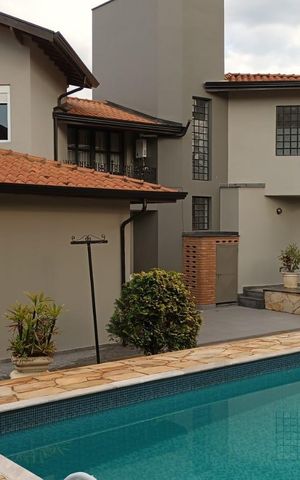 Casa de condomínio para alugar com 336m², 4 quartos e 4 vagas Casa de condomínio para alugar com 336m², 4 quartos e 4 vagasÁrea Externa