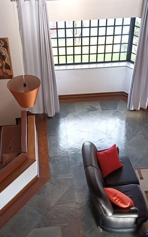 Casa de condomínio para alugar com 336m², 4 quartos e 4 vagas Casa de condomínio para alugar com 336m², 4 quartos e 4 vagasAcesso