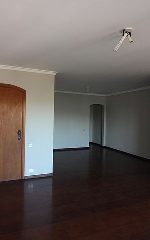 Apartamento à venda com 220m², 3 quartos e 2 vagasSala