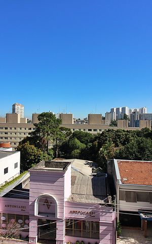 Apartamento à venda com 220m², 3 quartos e 2 vagasQuarto 2 Vista