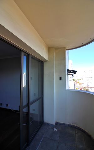 Apartamento à venda com 220m², 3 quartos e 2 vagasVaranda da Sala