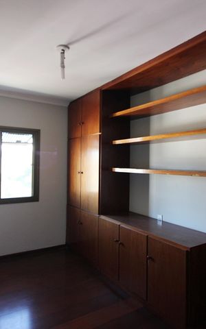 Apartamento à venda com 220m², 3 quartos e 2 vagasQuarto 1