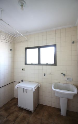 Apartamento à venda com 220m², 3 quartos e 2 vagasÁrea de Serviço